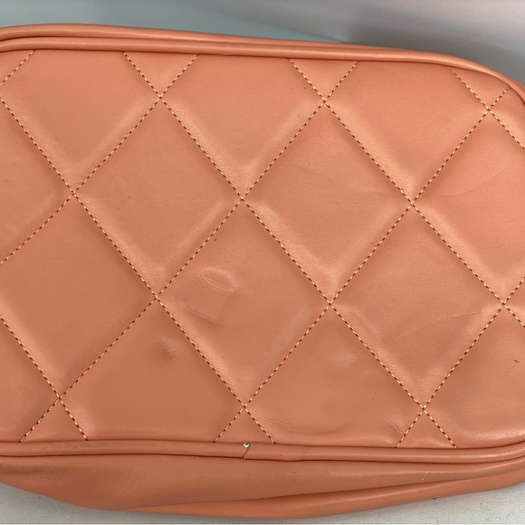 Disney Mary Blair’s Alice in Wonderland Quilted Crossbody Bag with Gold Accents - Picture 4 of 10